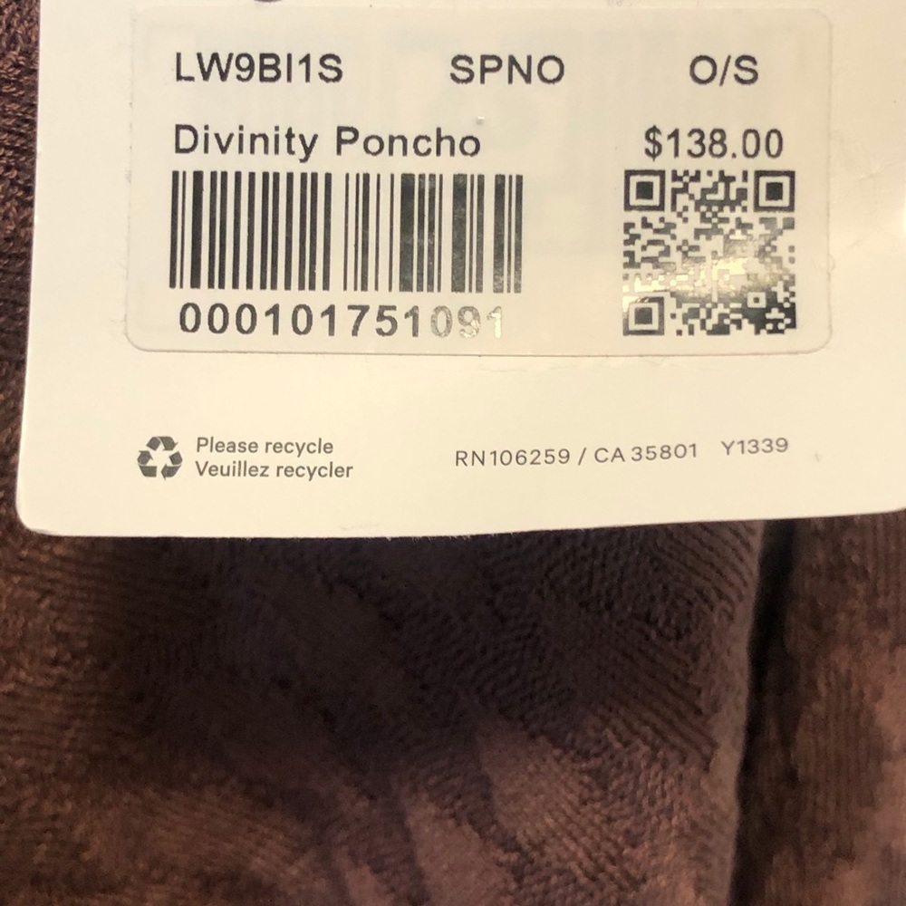 Lululemon Divinity Poncho Shawl Wrap NWT OS - Picture 12 of 16